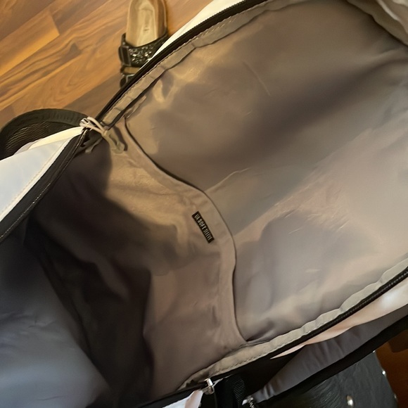 Under Armour Backpack - Picture 8 of 10